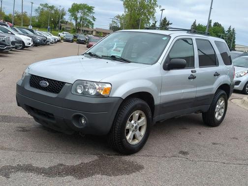 2005 Ford Escape XLT