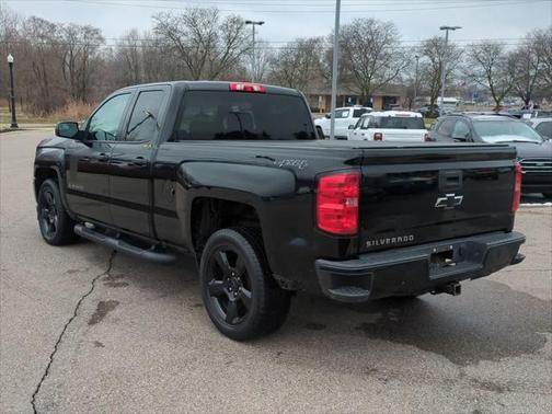 2017 Chevrolet Silverado 1500 Custom