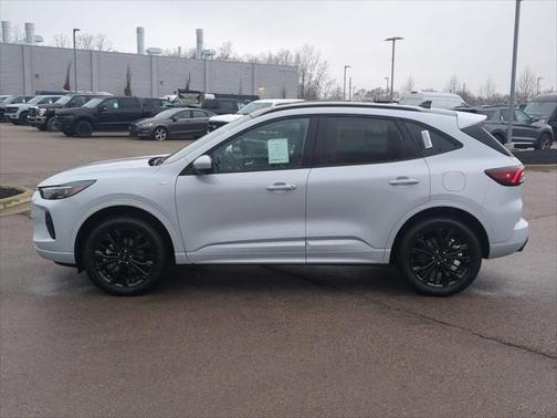 2025 Ford Escape ST-Line Elite
