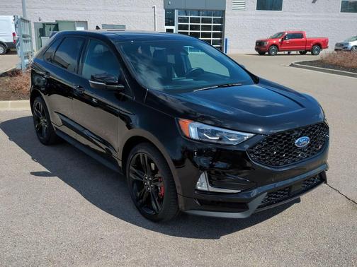 2022 Ford Edge ST
