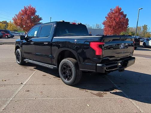 2025 Ford F-150 Lightning XLT
