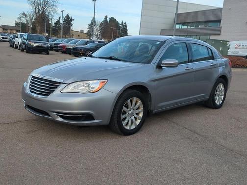 2013 Chrysler 200 Touring