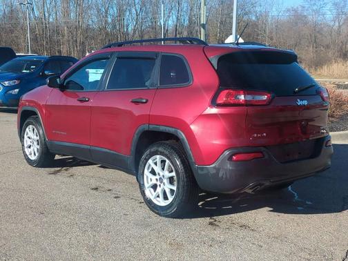 2016 Jeep Cherokee Sport