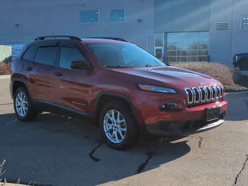 2016 Jeep Cherokee Sport