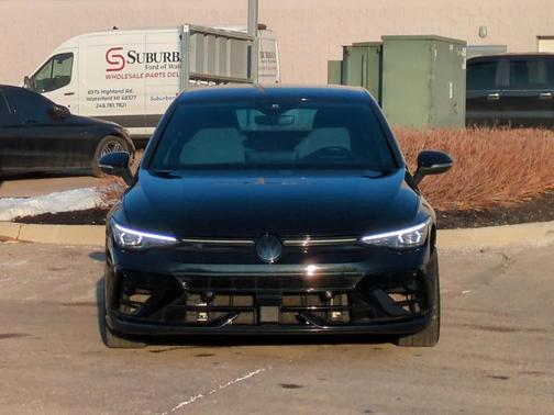 2025 Volkswagen Golf R 2.0T Black Edition