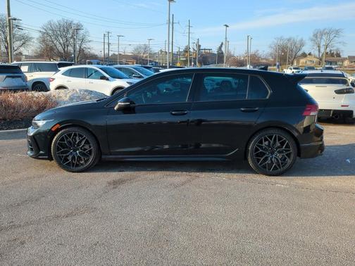 2025 Volkswagen Golf R 2.0T Black Edition