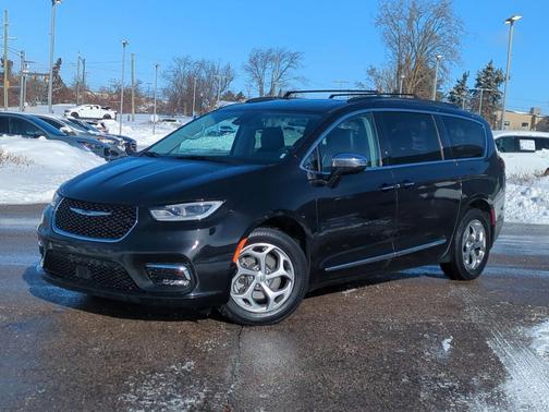 2023 Chrysler Pacifica Limited