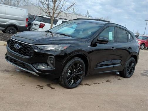 2025 Ford Escape ST-Line Elite