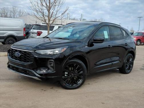 2025 Ford Escape ST-Line Elite