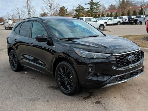 2025 Ford Escape ST-Line Elite