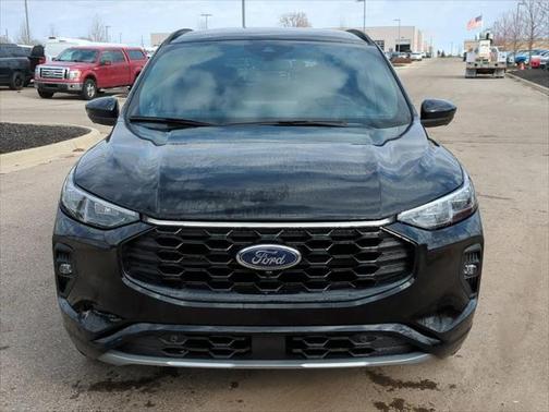 2025 Ford Escape ST-Line Elite