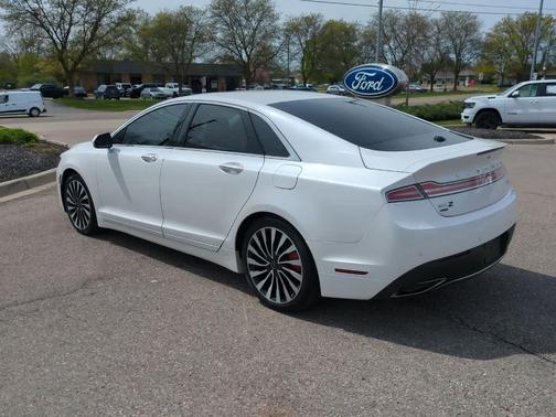 White Platinum Tri-Coat Metallic 2018 Lincoln MKZ Black Label