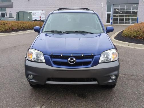 2005 Mazda Tribute s