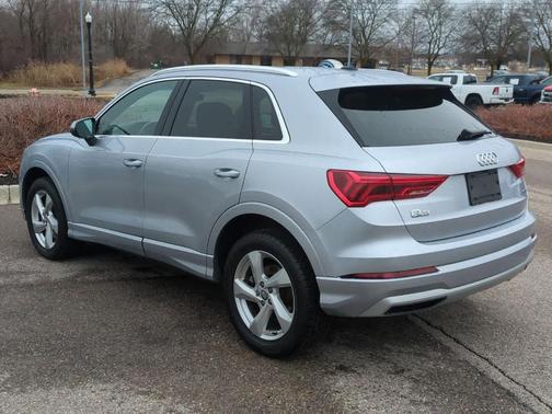 2020 Audi Q3 45 Premium