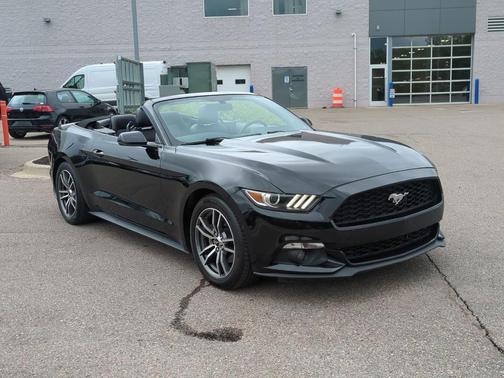 2017 Ford Mustang EcoBoost Premium