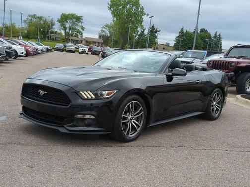 2017 Ford Mustang EcoBoost Premium
