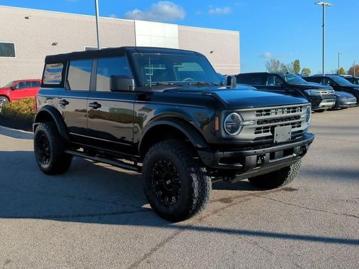 2021 Ford Bronco Base