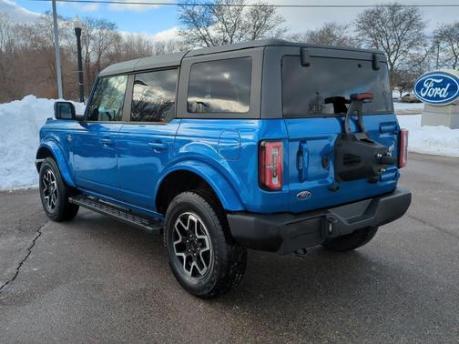 2022 Ford Bronco Outer Banks