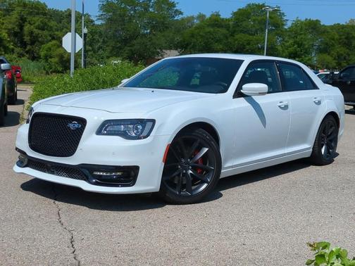 2023 Chrysler 300 300C