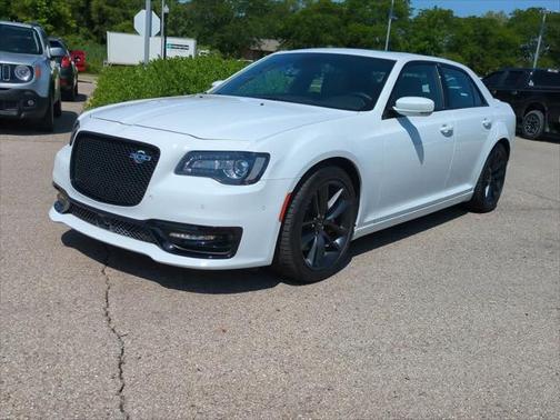 2023 Chrysler 300