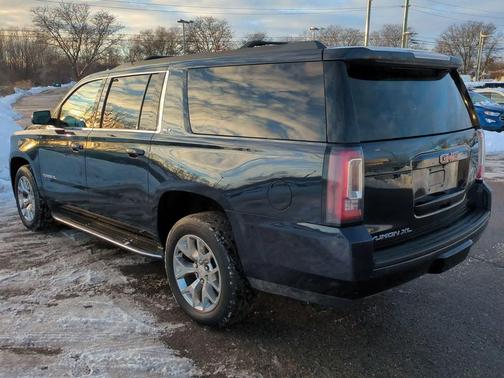 2020 GMC Yukon XL SLT