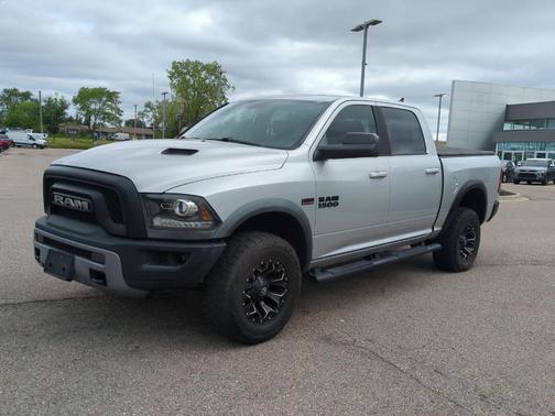 Bright Silver Clearcoat Metallic 2016 RAM 1500 Rebel
