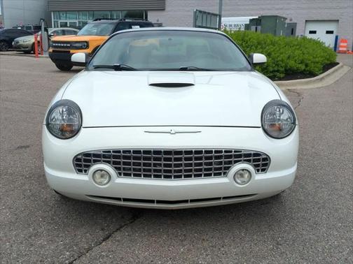 2002 Ford Thunderbird