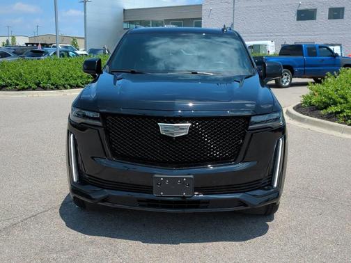 2023 Cadillac Escalade Sport