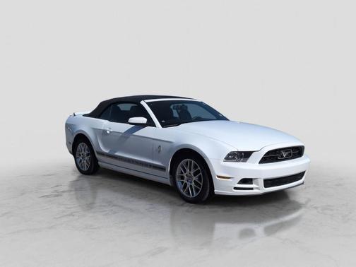 Performance White 2013 Ford Mustang V6 Premium