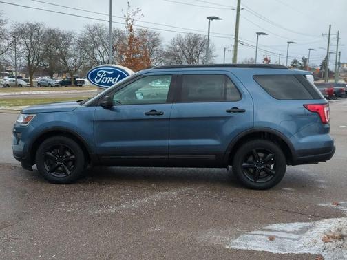 2019 Ford Explorer Base
