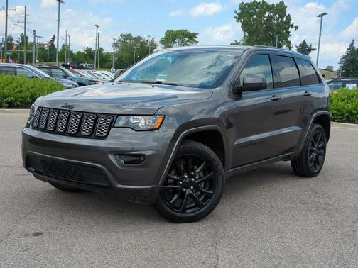 2020 Jeep Grand Cherokee Altitude