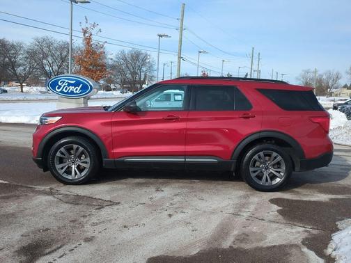 2021 Ford Explorer XLT