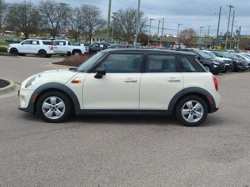 2015 MINI Hardtop Cooper