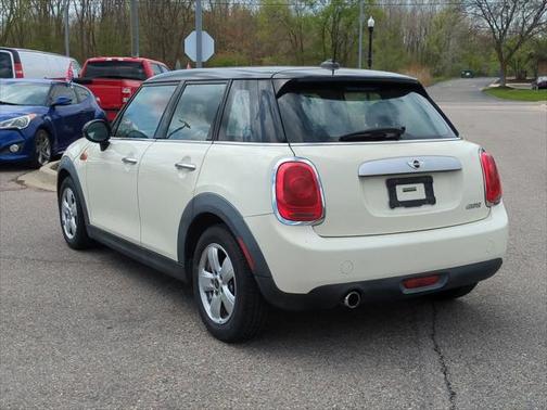 2015 MINI Hardtop Cooper