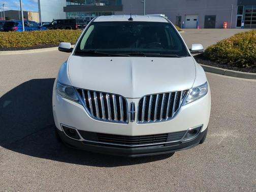 2013 Lincoln MKX Base