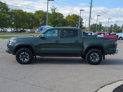 2022 Toyota Tacoma TRD Off Road
