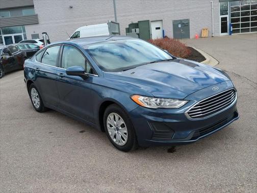 2019 Ford Fusion S