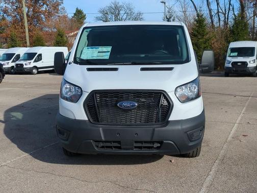 2025 Ford Transit-250 