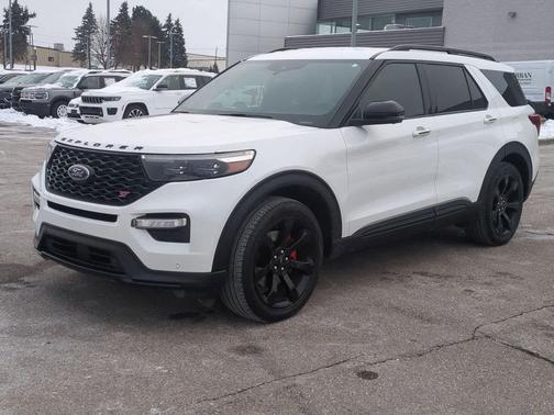2022 Ford Explorer ST