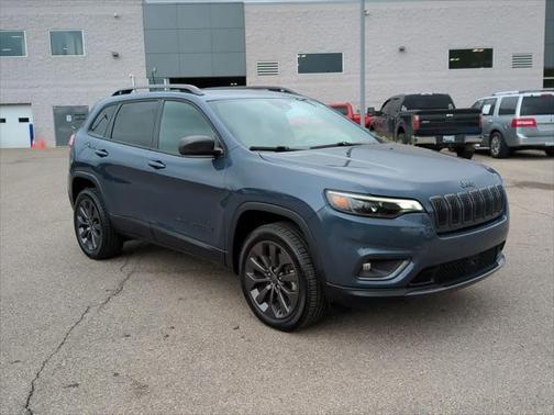 2021 Jeep Cherokee Latitude Lux