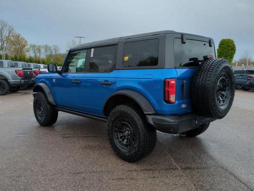 Velocity Blue Metallic 2026 Ford Bronco Big Bend