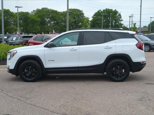 2022 GMC Terrain AT4