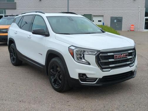 2022 GMC Terrain AT4