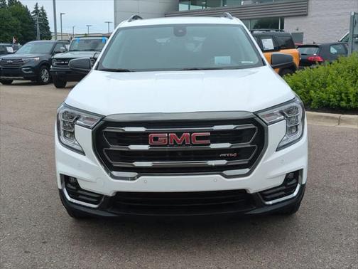 2022 GMC Terrain AT4