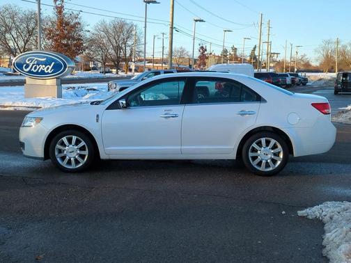 2012 Lincoln MKZ Base