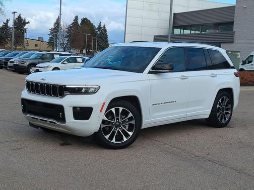 2022 Jeep Grand Cherokee Overland