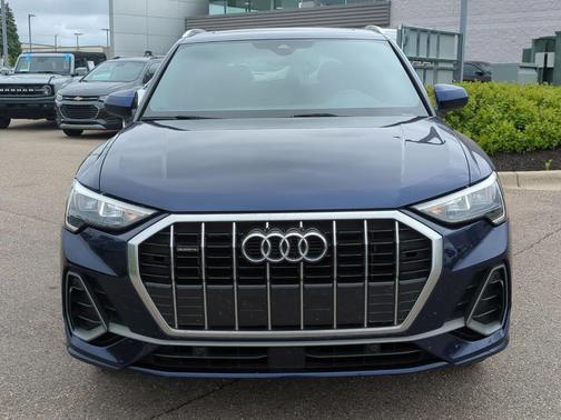 2021 Audi Q3 45 S line Premium