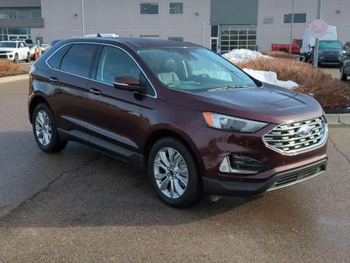 2023 Ford Edge Titanium