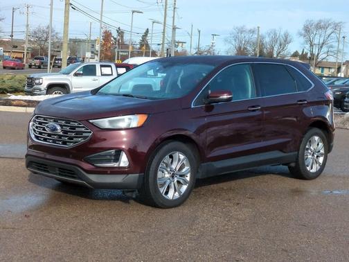 2023 Ford Edge Titanium