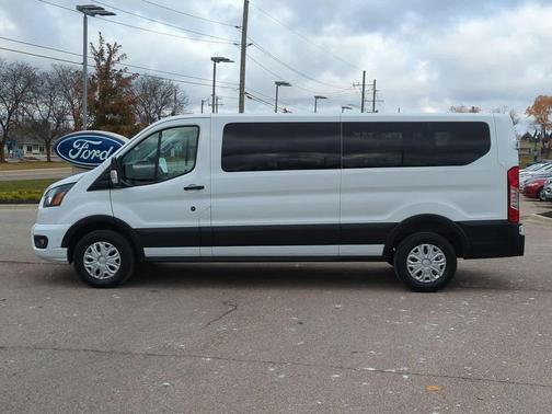 2023 Ford Transit Connect XLT